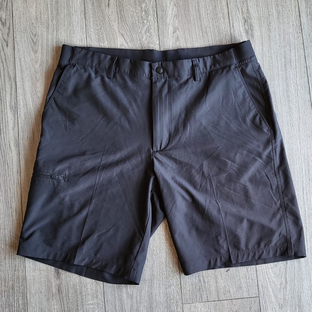 Greg Norman Stretch Tech Shorts Men 36 – Perfect for Golf, Travel, and Everyday